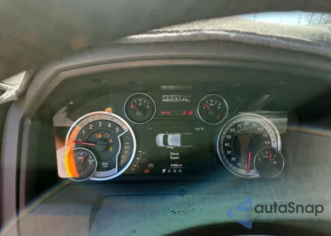 2018 Ram 1500 Slt z USA, uszkodzony, nr VIN 1C6RR7LM3JS257512